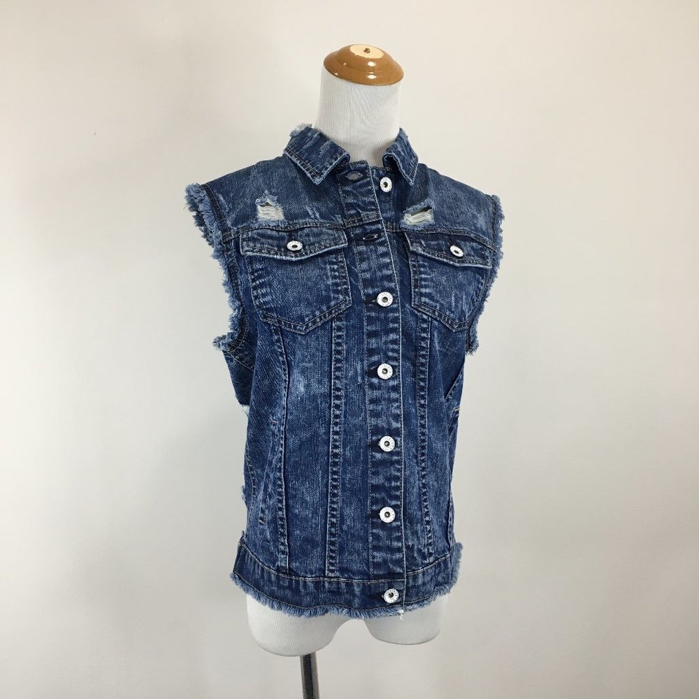 NWOT SPECIAL A Blue Medium Wash Distressed Frayed Hem Faux Pockets Denim Vest
